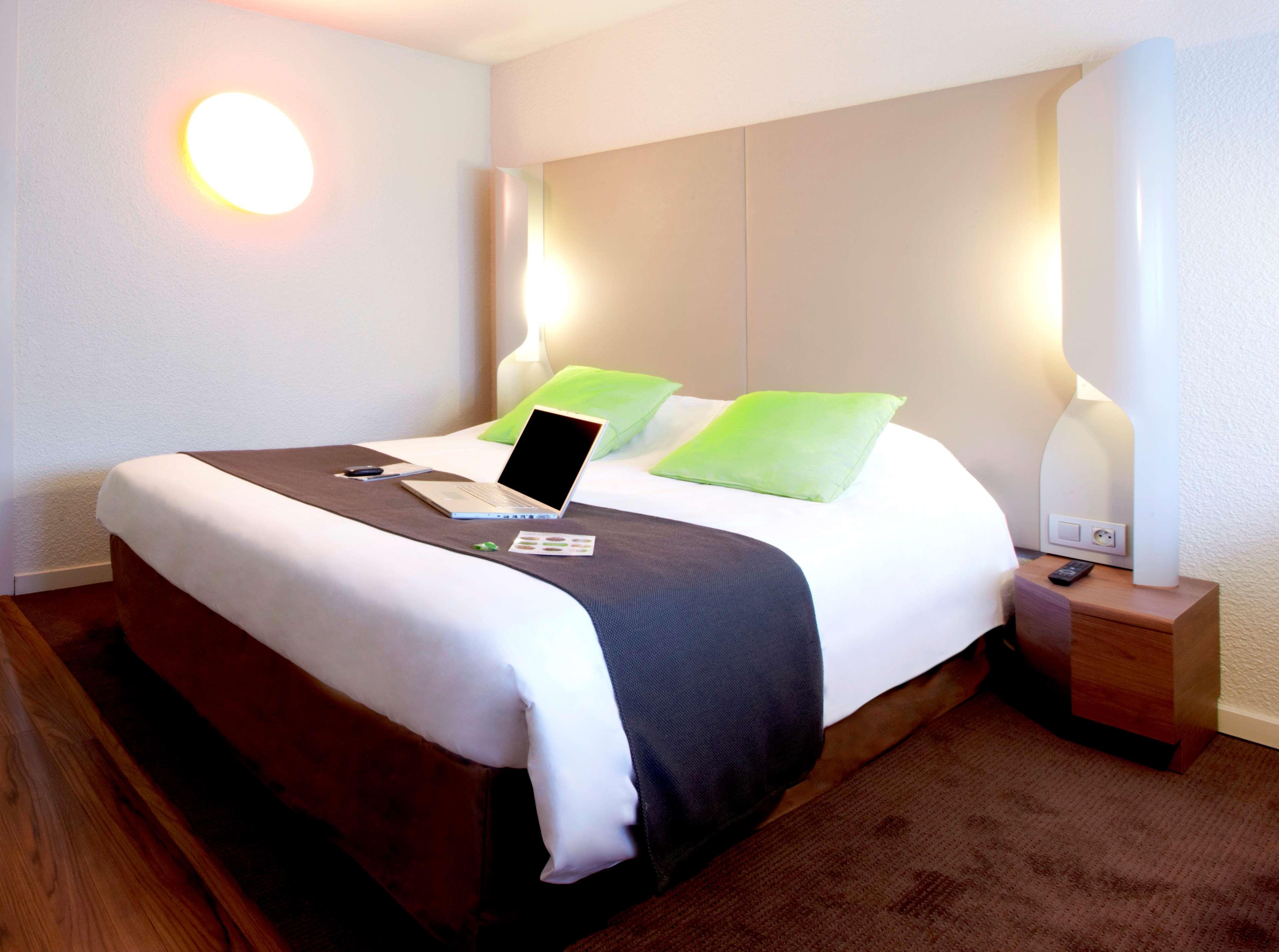 Hotel Campanile Les Ulis - Courtaboeuf Zewnętrze zdjęcie