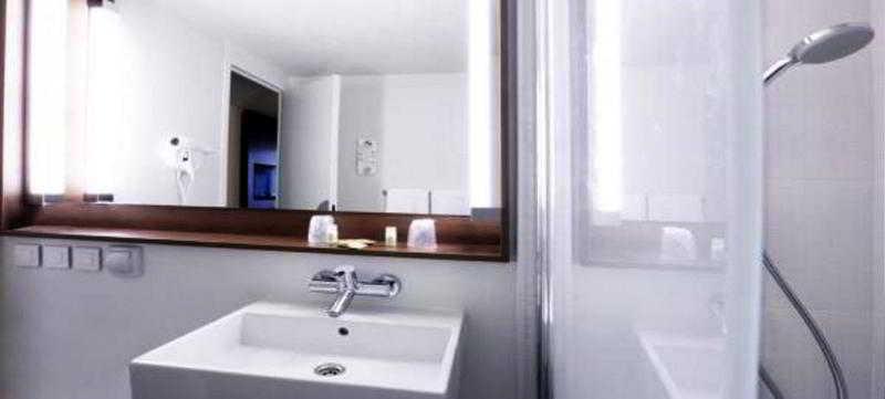 Hotel Campanile Les Ulis - Courtaboeuf Zewnętrze zdjęcie