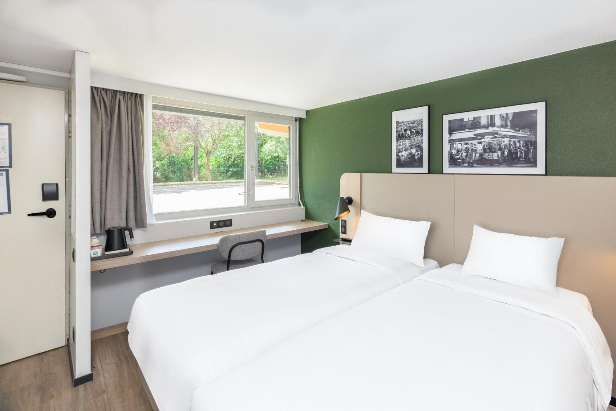 Hotel Campanile Les Ulis - Courtaboeuf Zewnętrze zdjęcie