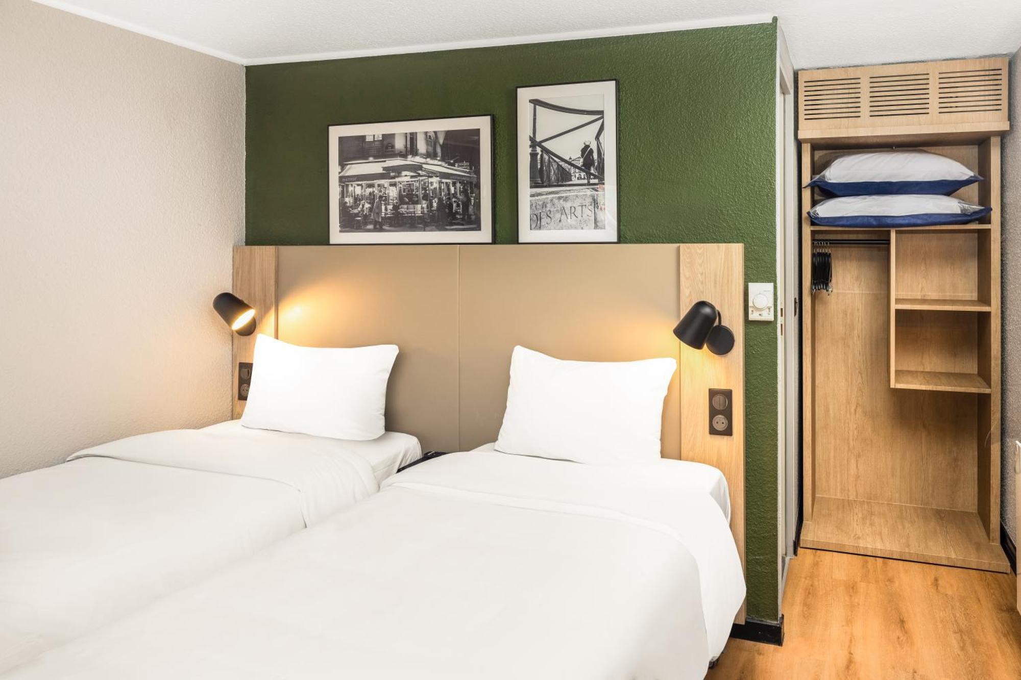 Hotel Campanile Les Ulis - Courtaboeuf Zewnętrze zdjęcie