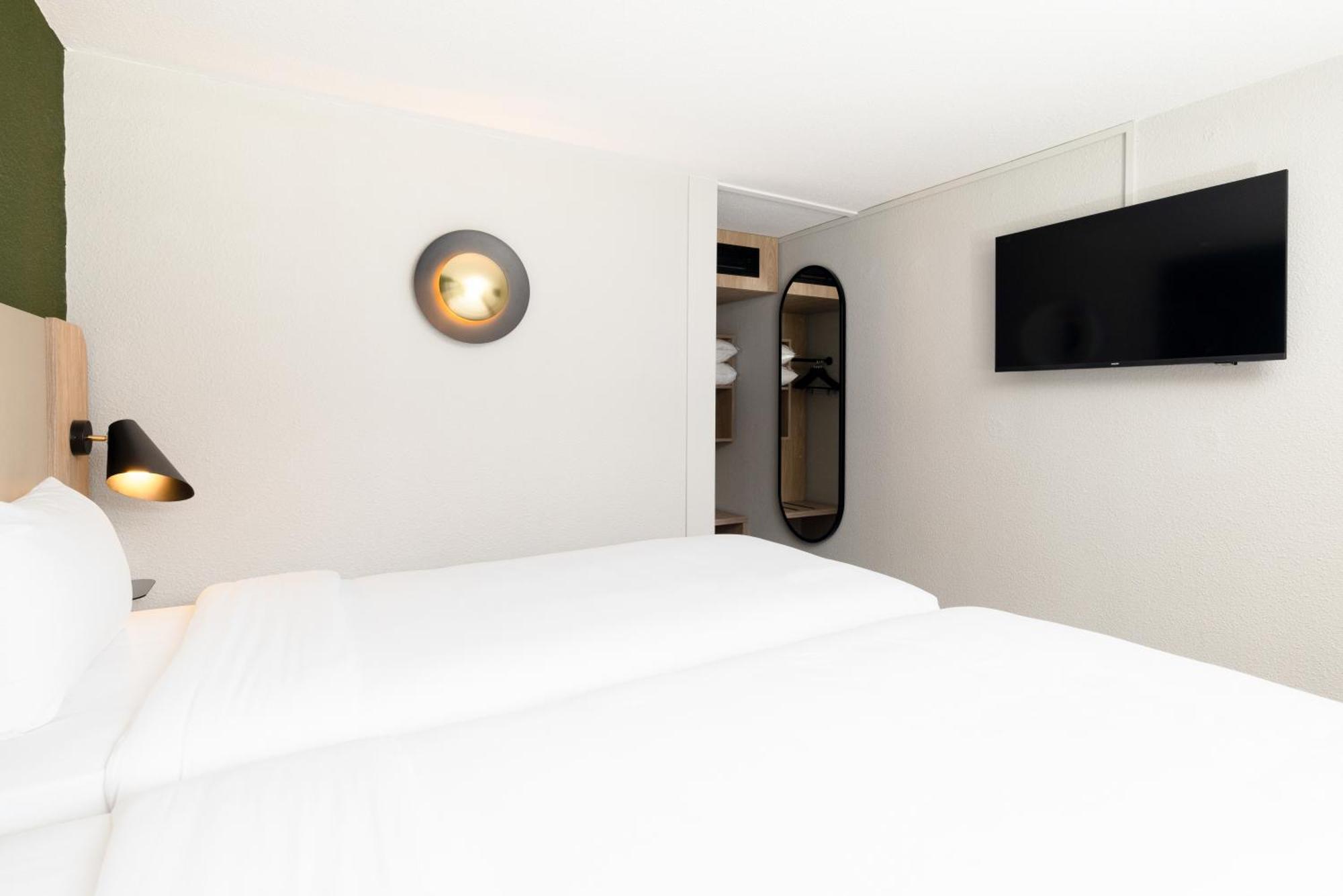 Hotel Campanile Les Ulis - Courtaboeuf Zewnętrze zdjęcie