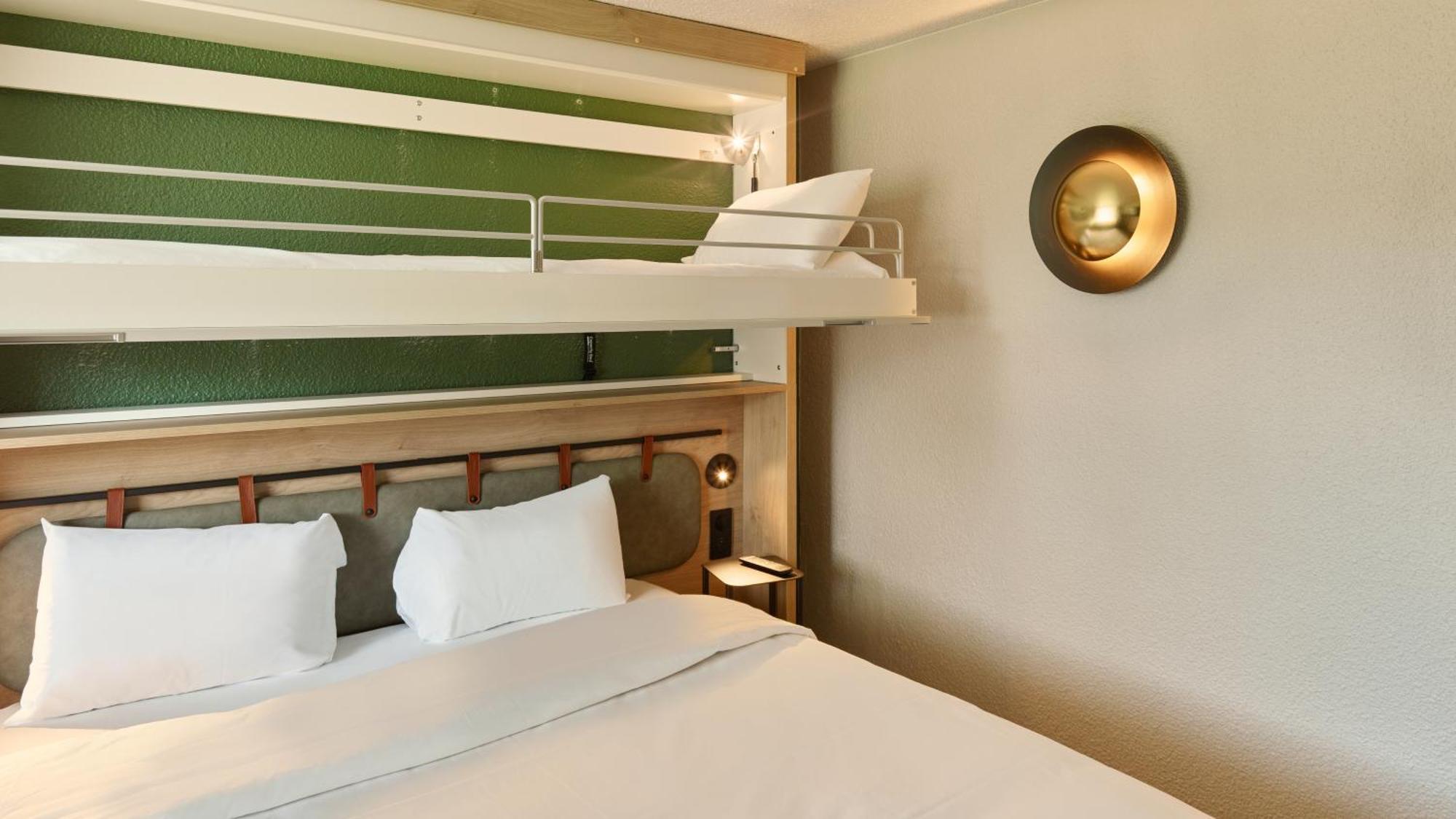 Hotel Campanile Les Ulis - Courtaboeuf Zewnętrze zdjęcie