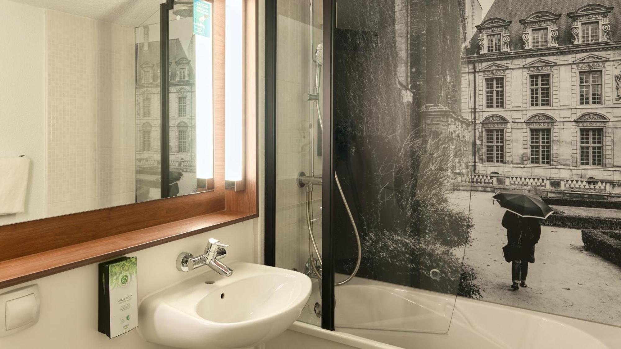 Hotel Campanile Les Ulis - Courtaboeuf Zewnętrze zdjęcie