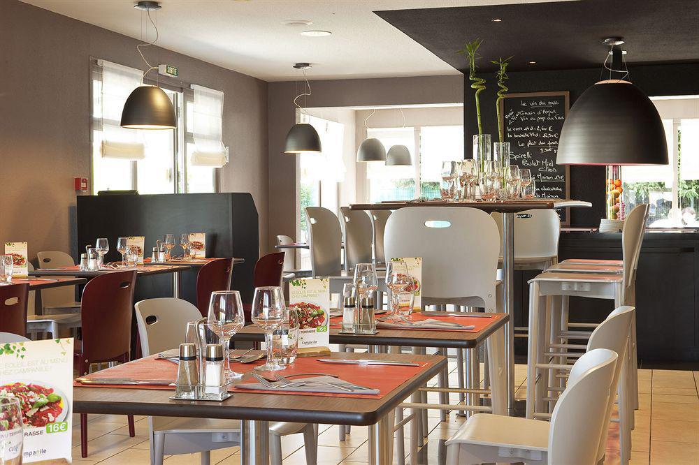 Hotel Campanile Les Ulis - Courtaboeuf Zewnętrze zdjęcie