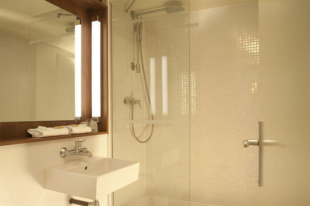Hotel Campanile Les Ulis - Courtaboeuf Zewnętrze zdjęcie